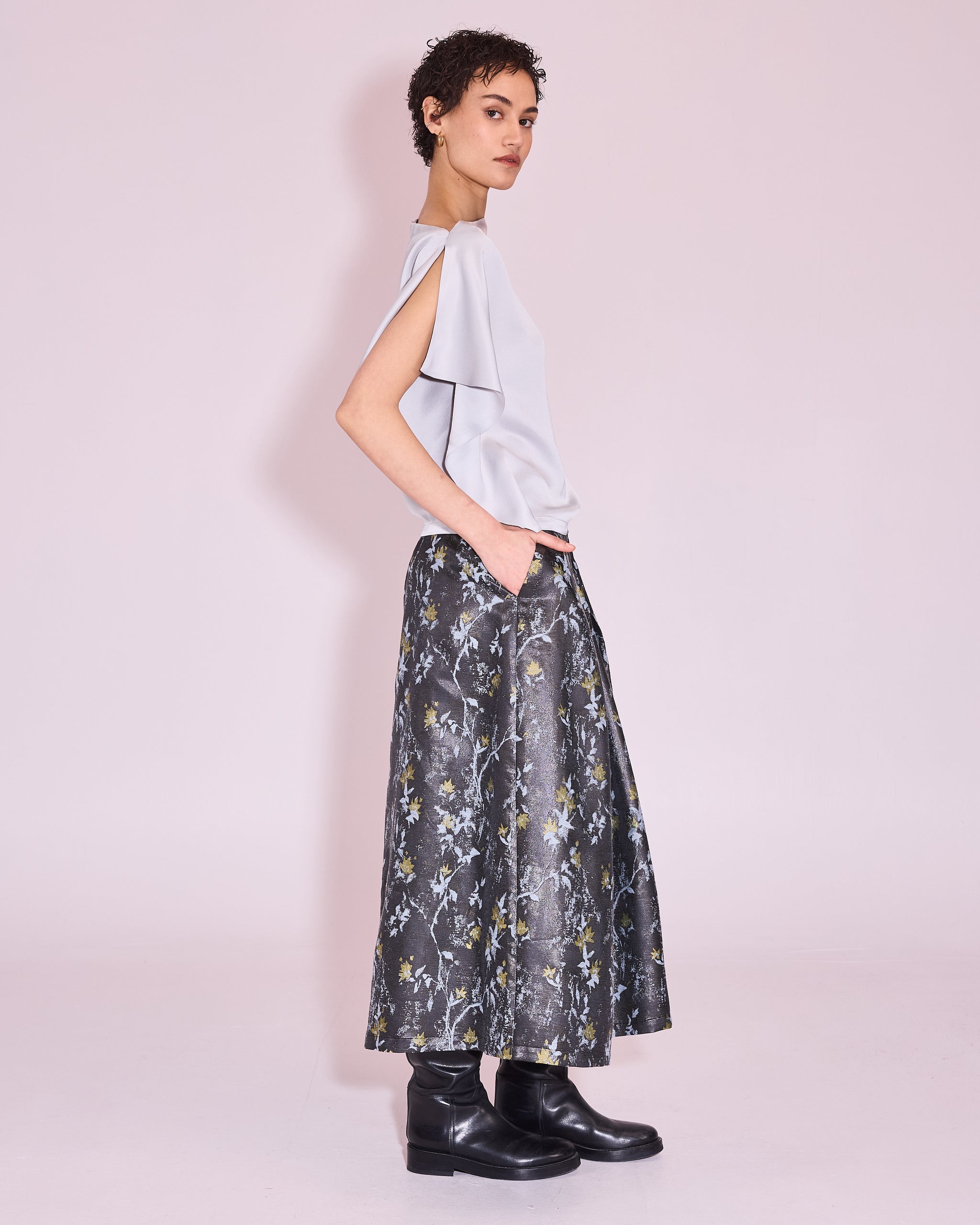 Joplin skirt in anthracite floral jacquard