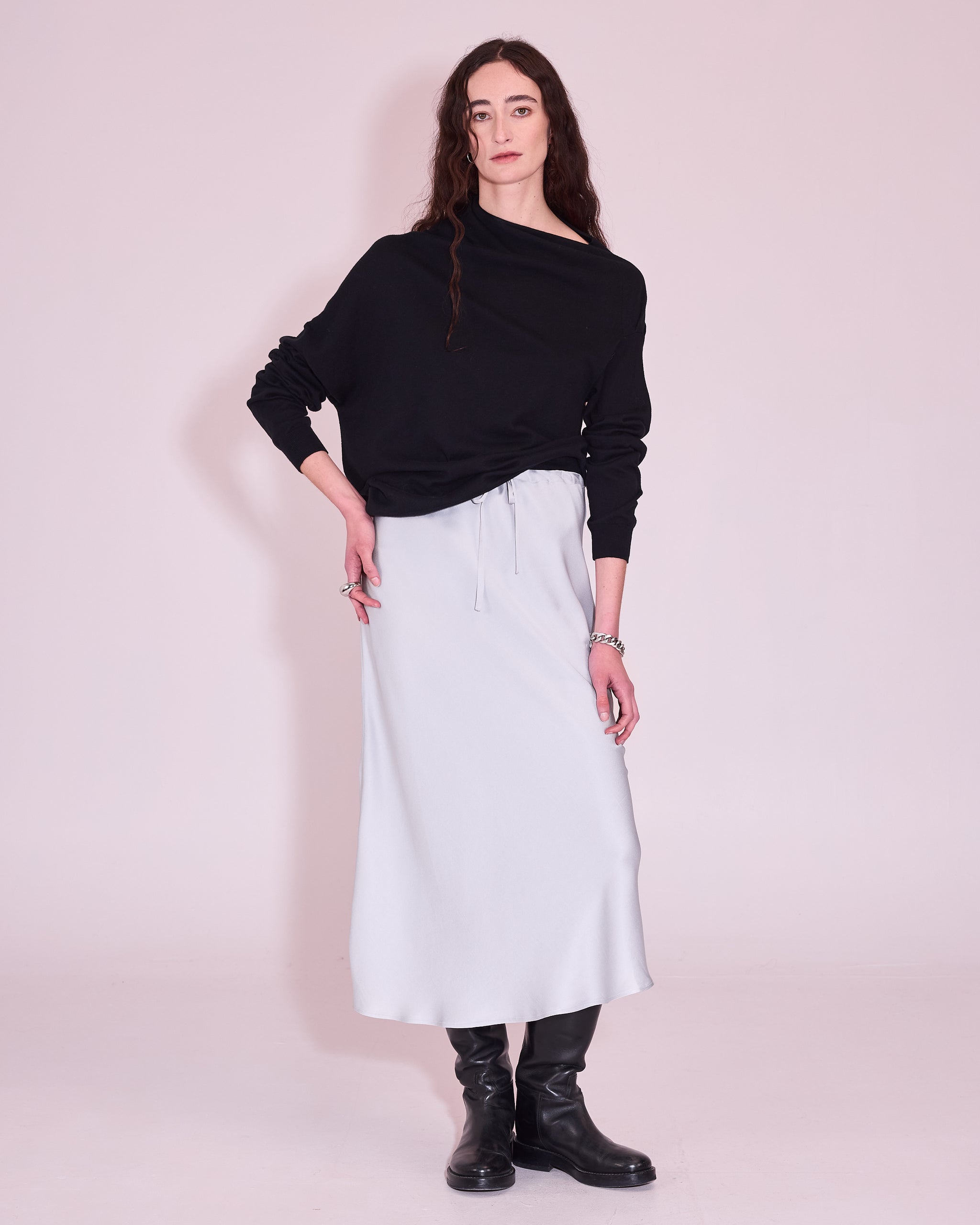 Hinda rok in silver