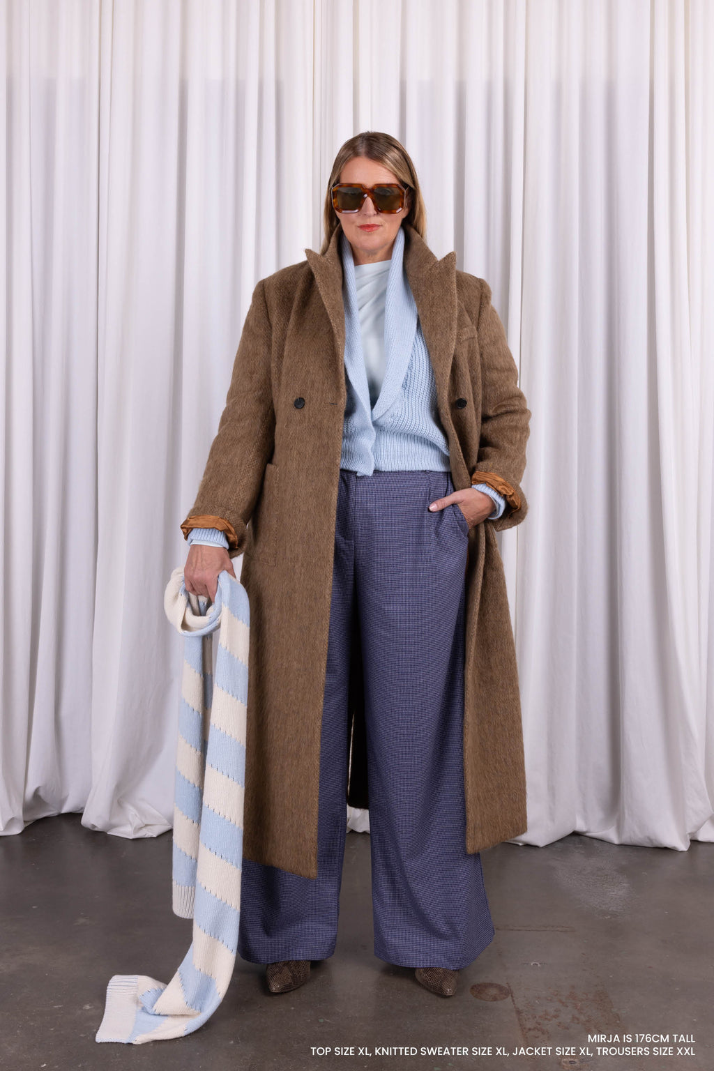 Edward-Hose in blauem Hahnentrittmuster