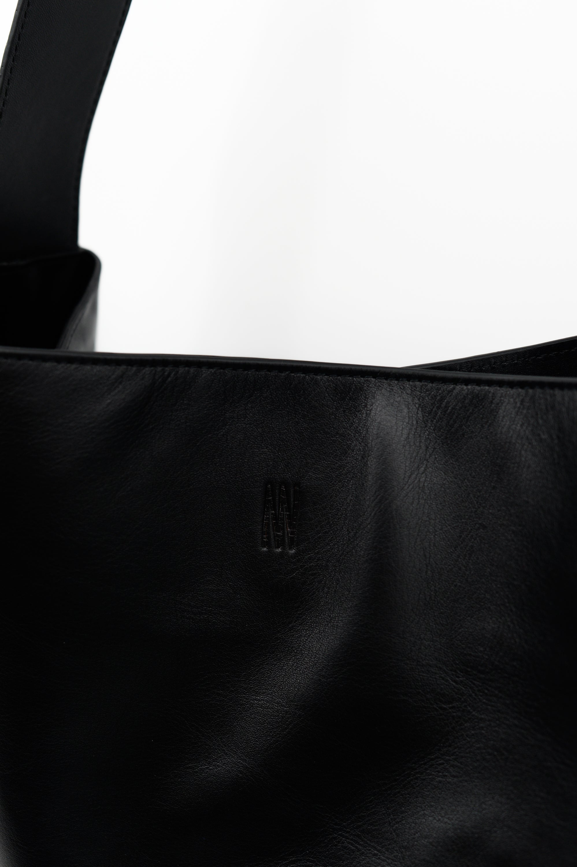 Big crossbody handtas in zwart nappaleer