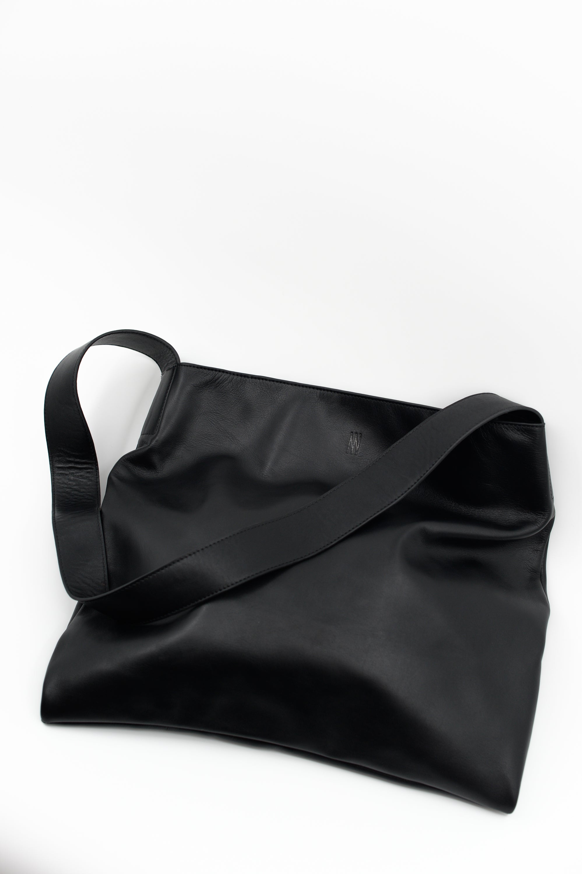 Big crossbody handtas in zwart nappaleer