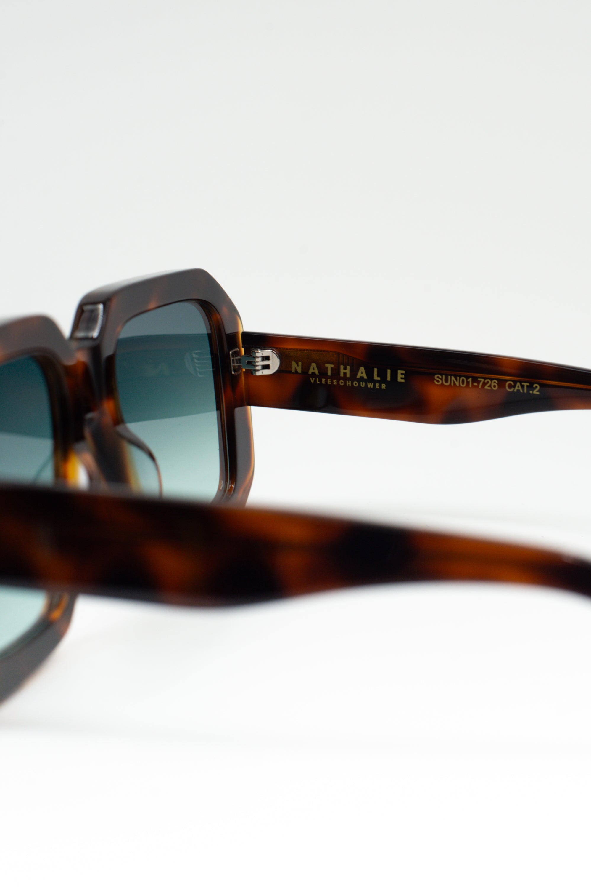 Onassis lunettes de soleil en tortue / bleu