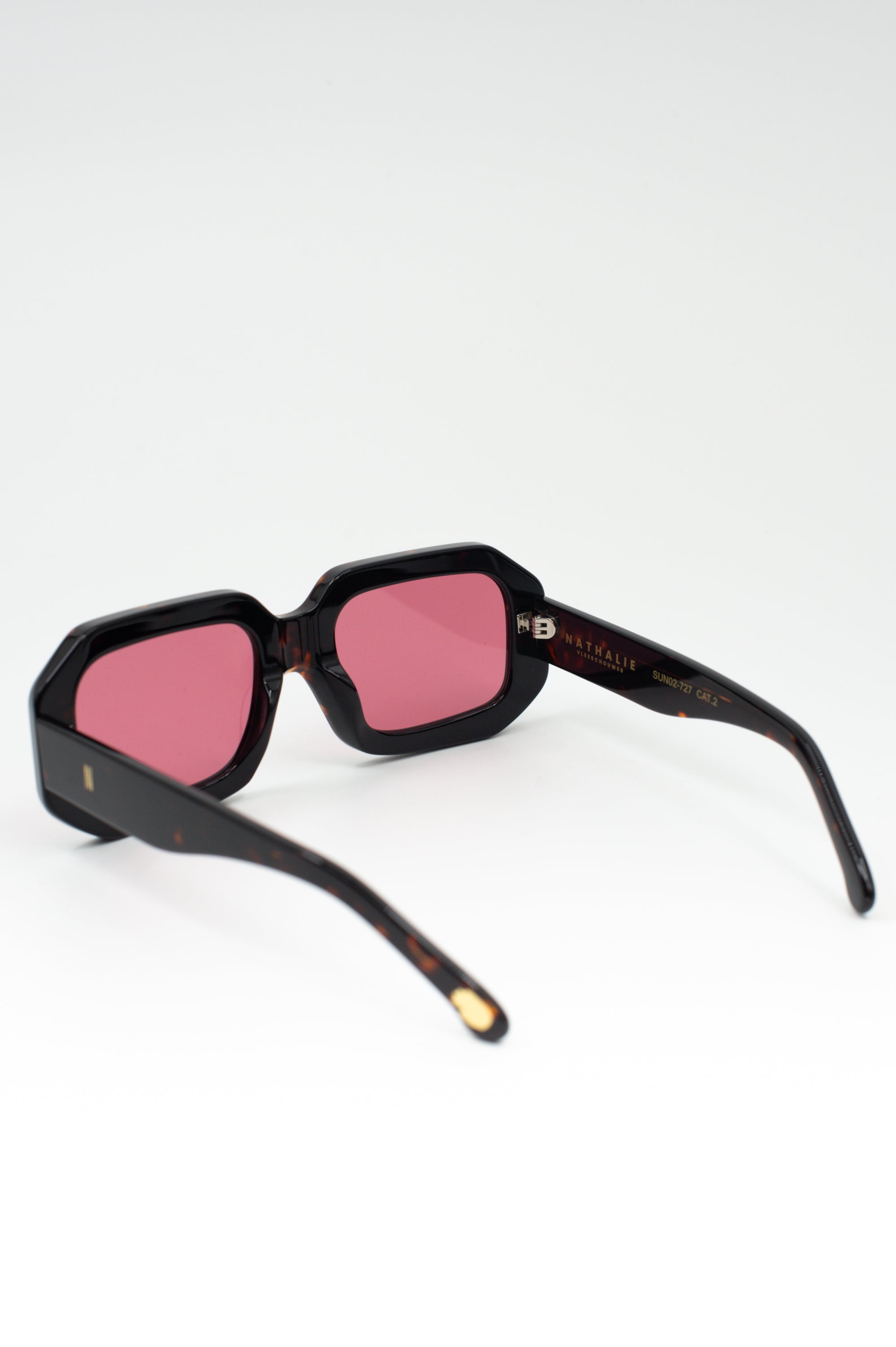 Jackie lunettes de soleil en tortue foncée / cerise