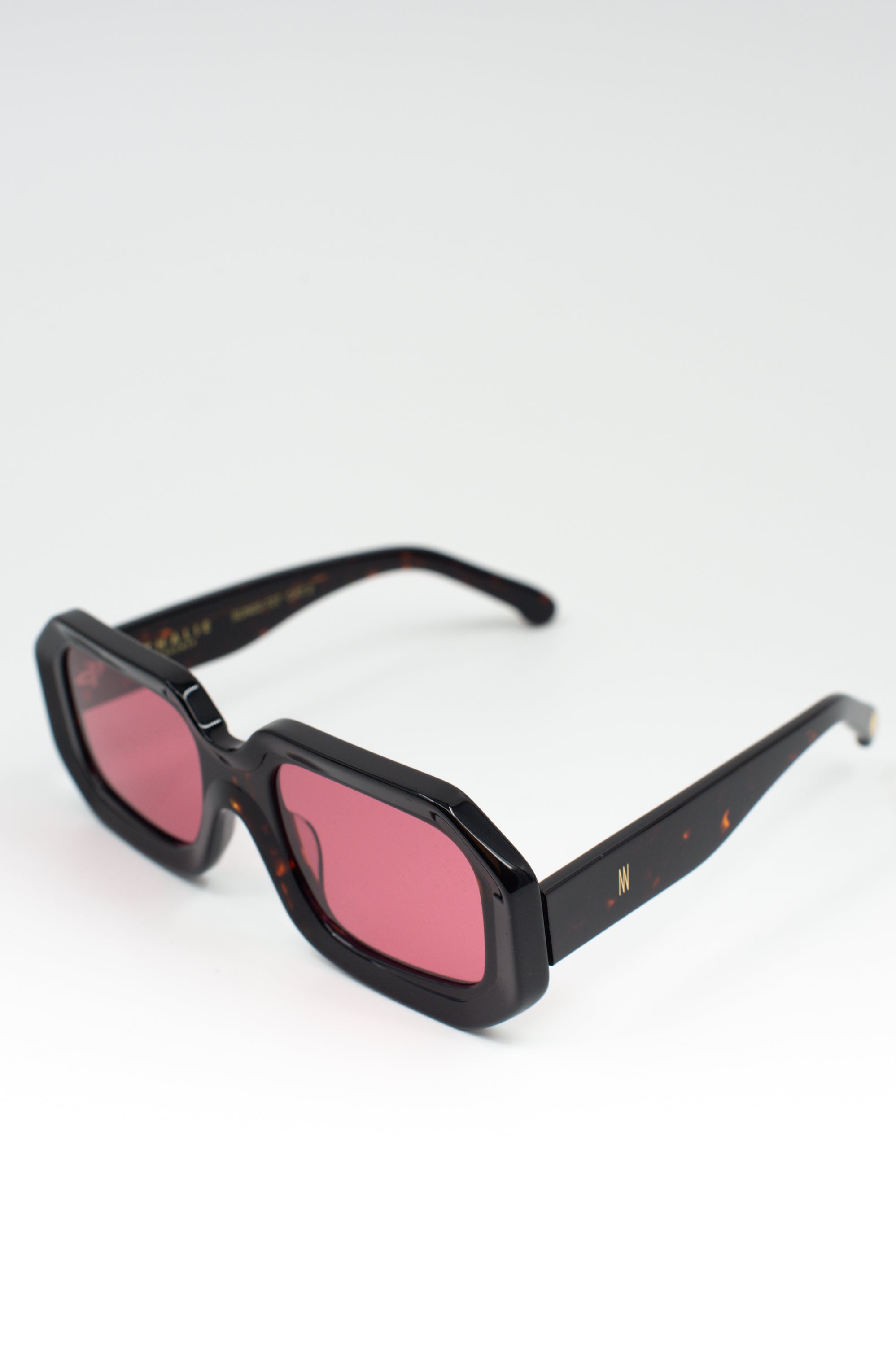 Jackie lunettes de soleil en tortue foncée / cerise