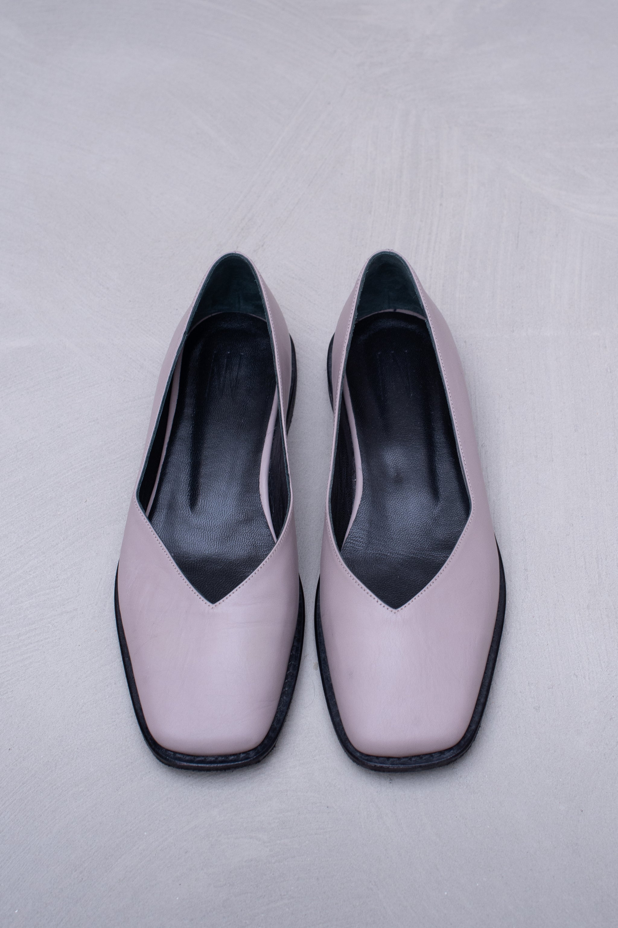 Faiza ballerina in taupe