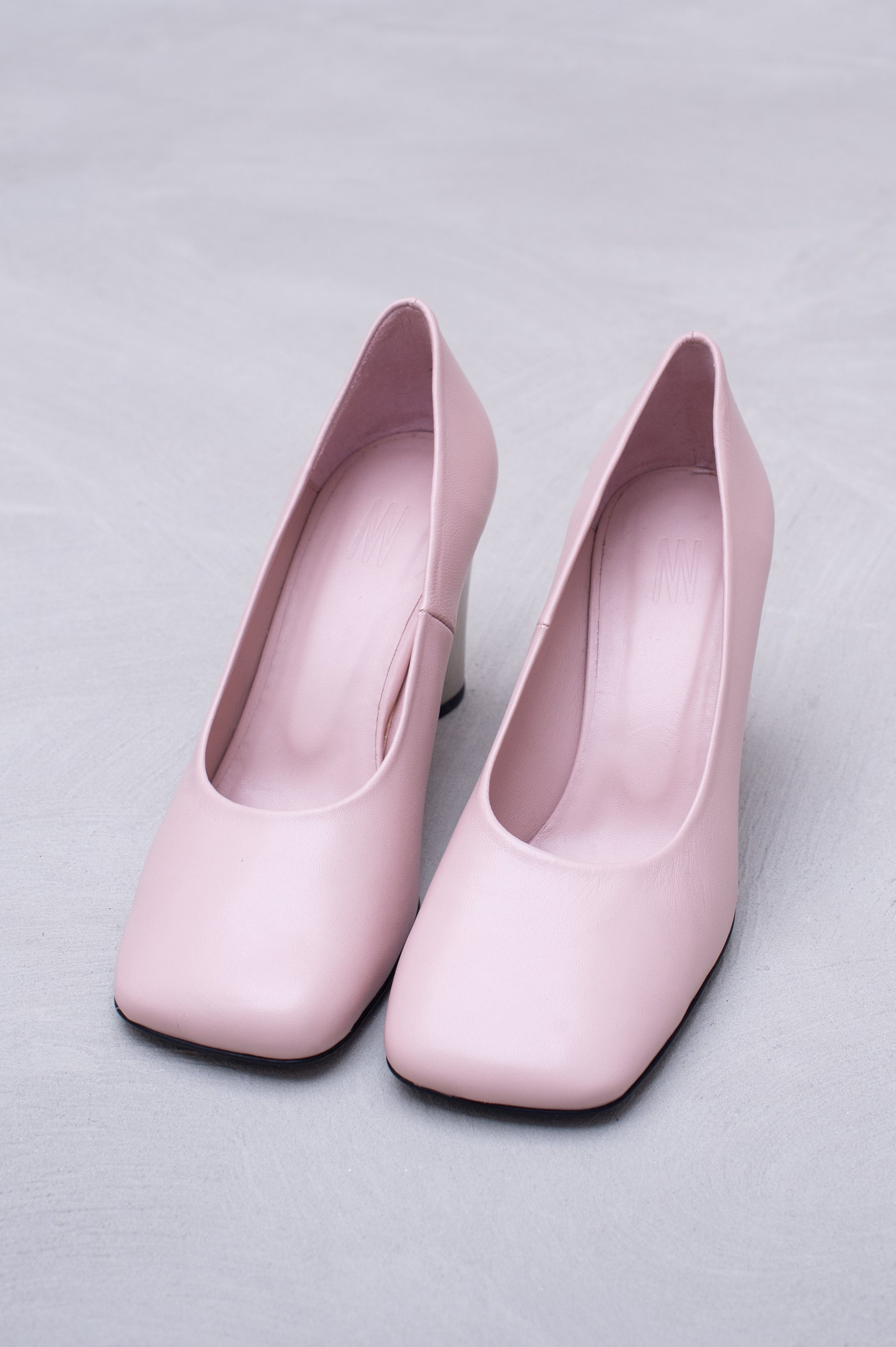 Pompe à flume en rose camée