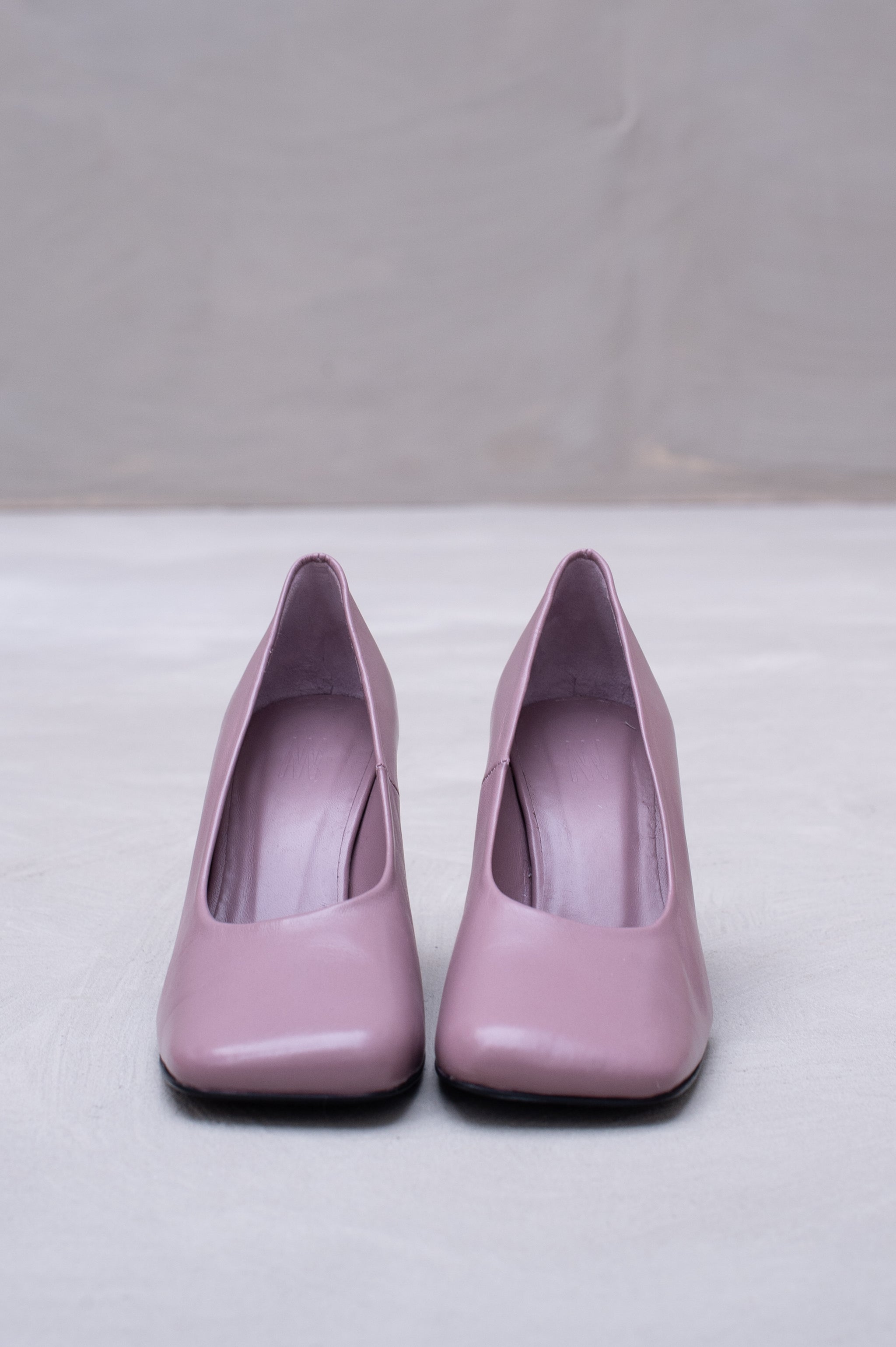 Pompe à flume en mauve