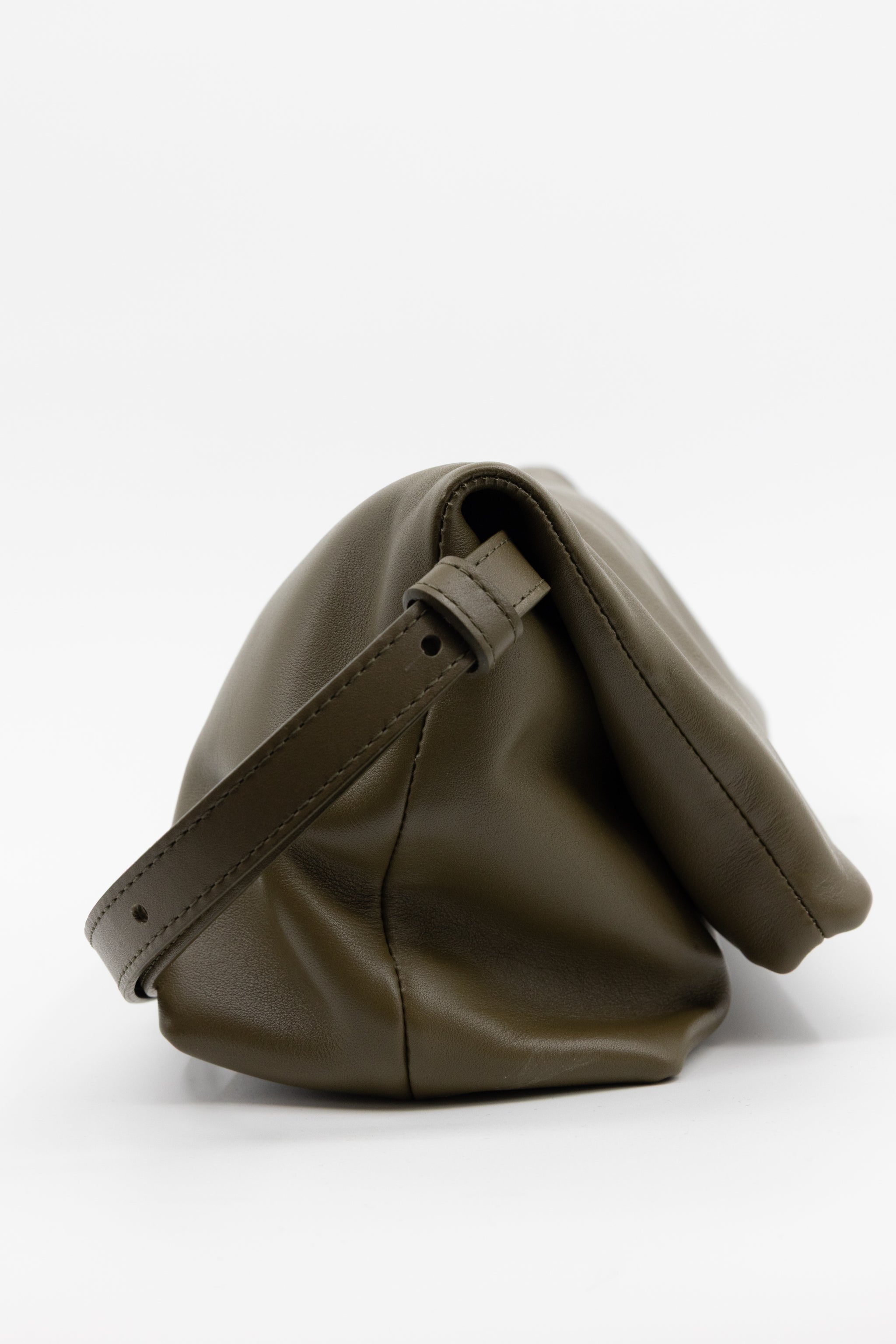 Gennaro handbag in olive