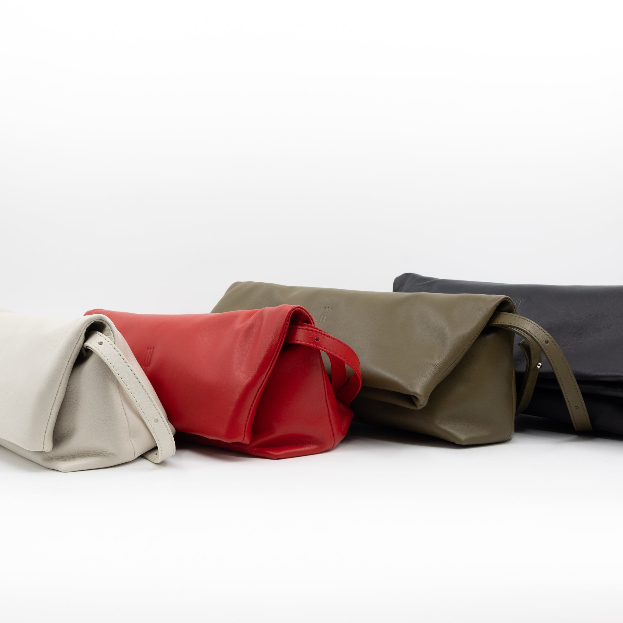 Gennaro handbag in cream