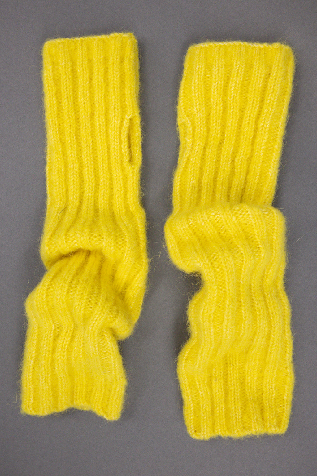 Gibson kanariegele armwarmers