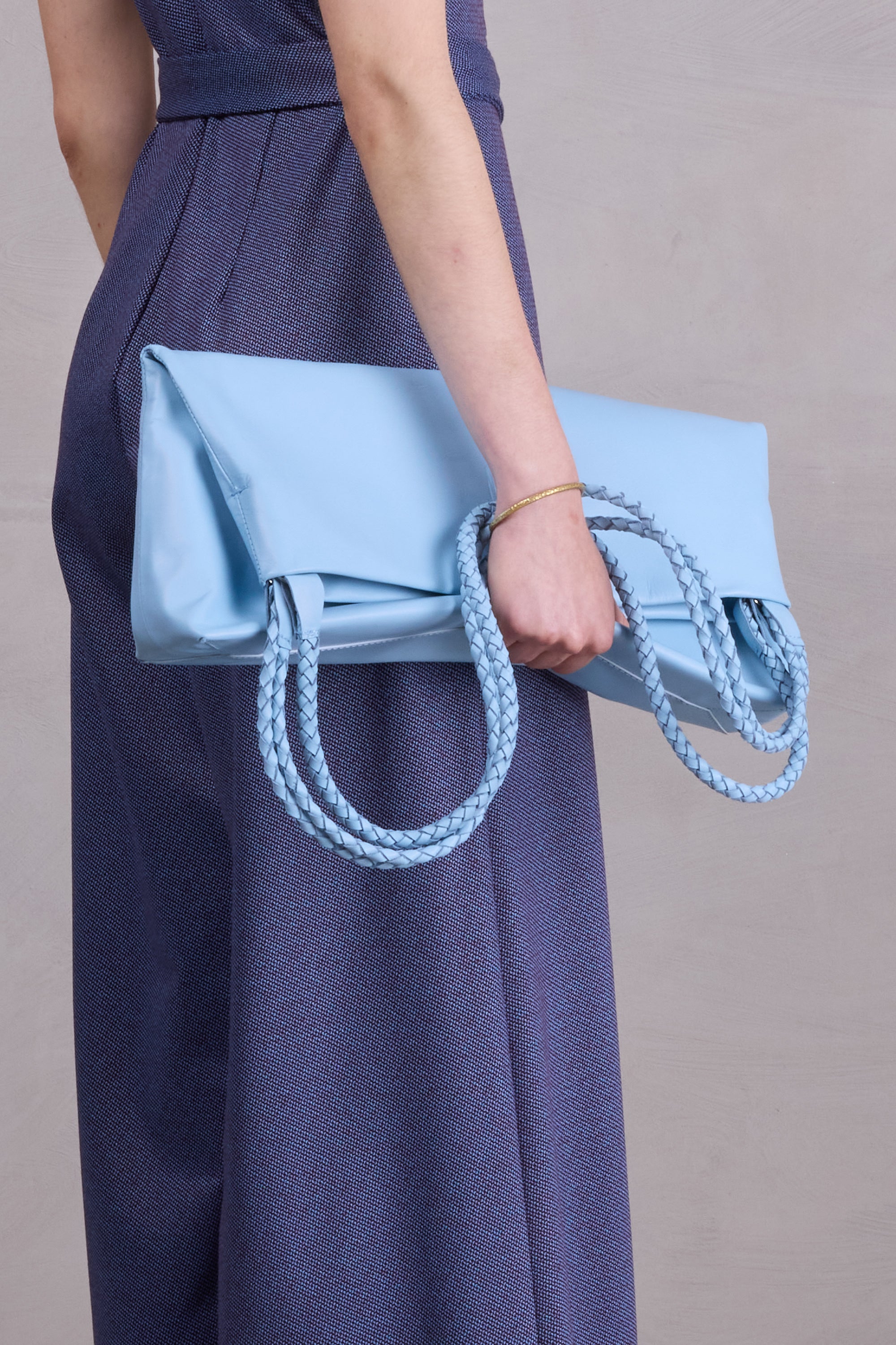 Pochette en bleu ciel