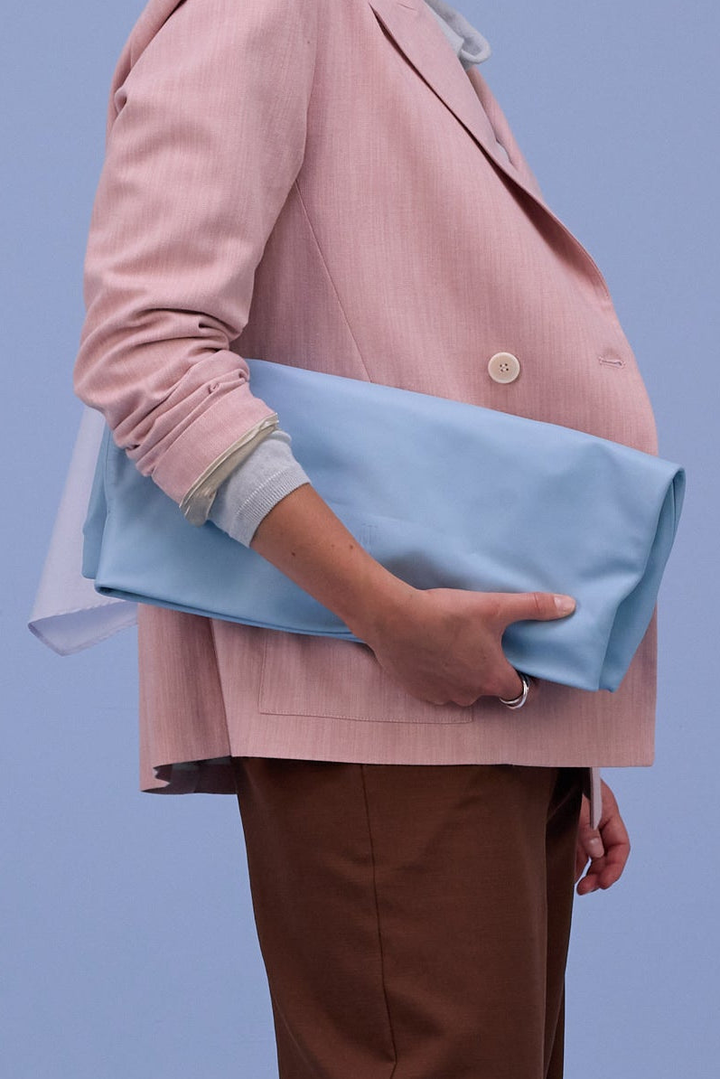 Pochette en bleu ciel