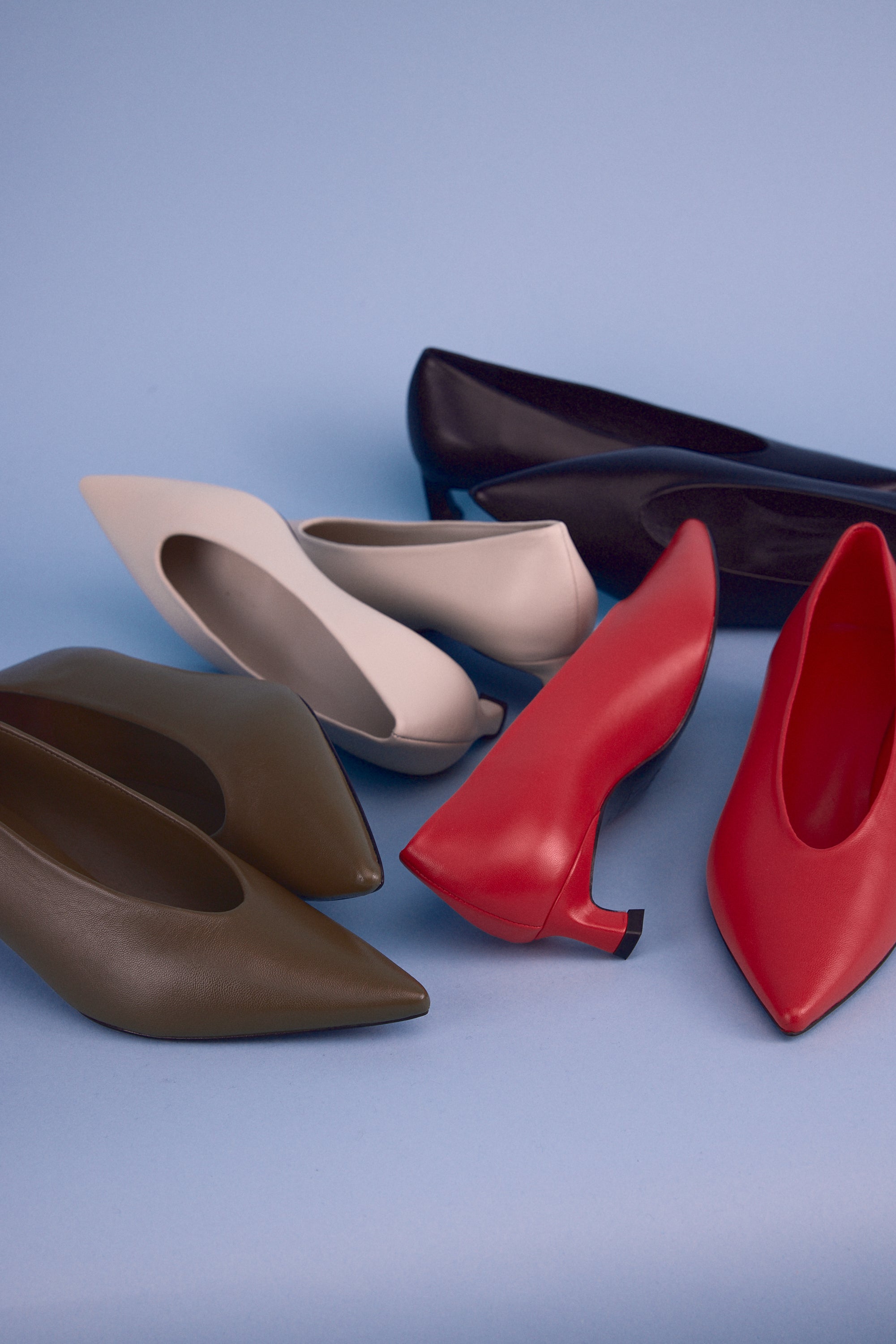 Heaven pump in chalk white